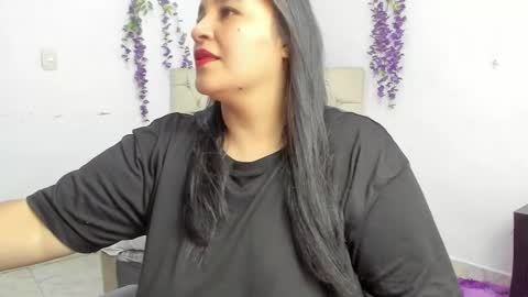 Zoey online show from March 2026 10:28:02 AM