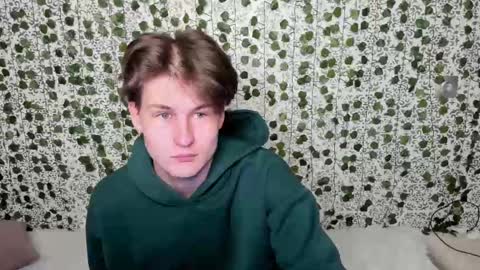 Snapshot of _52_ chatting on February 2025 03:29:02 AM EMILY AND MARCUS online show from February 2025 03:29:02 AM