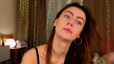 Snapshot of _a_n_n_y_ chatting on January 2026 09:18:02 PM Willow online show from January 2026 09:18:02 PM