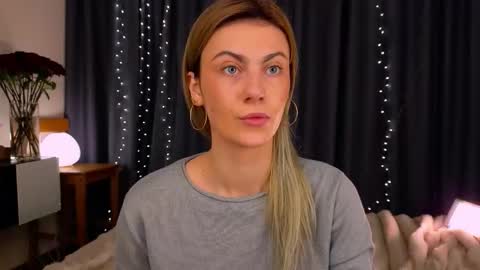 Snapshot of _a_n_n_y_ chatting on March 2026 06:58:01 AM Willow online show from March 2026 06:58:01 AM