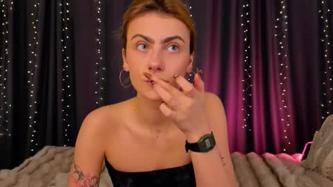 Snapshot of _a_n_n_y_ chatting on March 2026 07:58:02 AM Willow online show from March 2026 07:58:02 AM