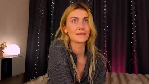 Snapshot of _a_n_n_y_ chatting on March 2026 09:10:01 PM Willow online show from March 2026 09:10:01 PM