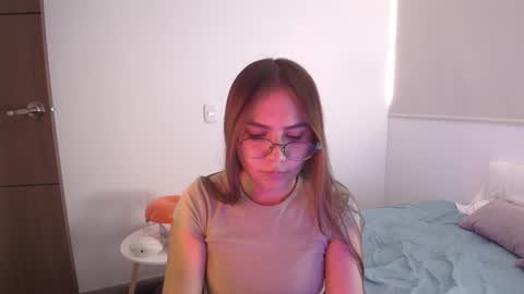 Snapshot of _abbyyyy_ chatting on November 2025 04:19:01 PM abby 3 online show from November 2025 04:19:01 PM