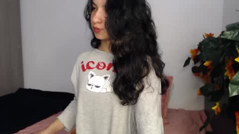 _abrill_20 online show from November 2025 06:57:02 PM