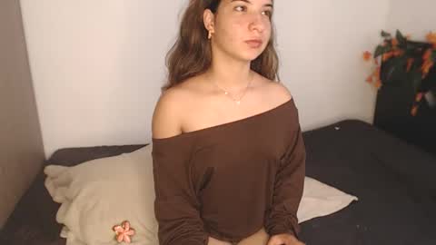 _abrill_20 online show from May 2026 04:14:02 PM