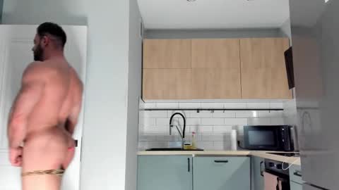 Adam online show from October 2025 01:58:01 PM