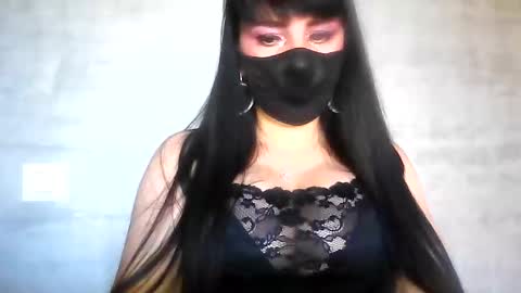 Adela online show from June 2026 04:05:02 PM