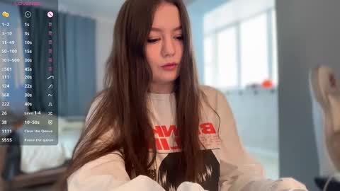 Snapshot of _aein_emy_ chatting on October 2025 06:47:02 AM Emy online show from October 2025 06:47:02 AM