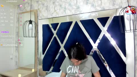 Snapshot of _alaia_collway_ chatting on December 2024 05:22:01 PM Alaia online show from December 2024 05:22:01 PM