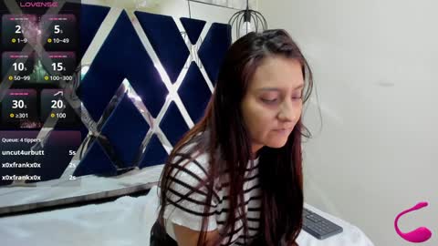 Snapshot of _alaia_collway_ chatting on January 2025 02:41:01 PM Alaia online show from January 2025 02:41:01 PM
