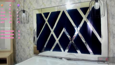 Snapshot of _alaia_collway_ chatting on January 2025 06:02:01 PM Alaia online show from January 2025 06:02:01 PM