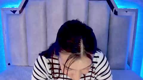Snapshot of _alaia_collway_ chatting on February 2025 02:31:02 PM Alaia online show from February 2025 02:31:02 PM