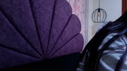 Snapshot of _alaia_collway_ chatting on October 2025 11:50:01 AM Alaia online show from October 2025 11:50:01 AM