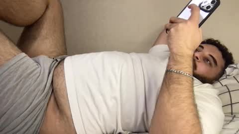 Snapshot of _alan_bear_ chatting on September 2025 12:12:01 AM Alan online show from September 2025 12:12:01 AM