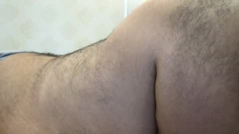 Snapshot of _alan_bear_ chatting on April 2026 05:52:01 AM Alan online show from April 2026 05:52:01 AM