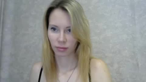 _alex1819 online show from February 2026 07:15:01 AM
