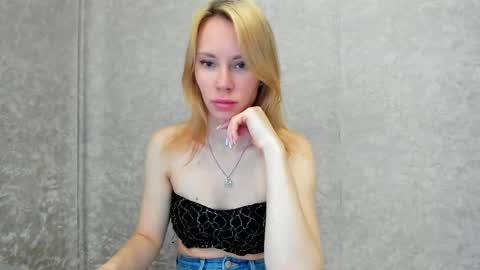_alex1819 online show from May 2026 07:57:02 AM