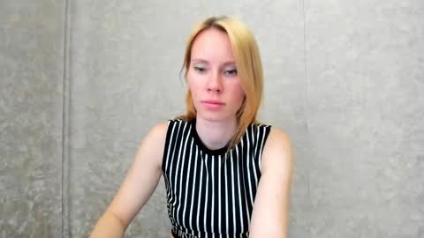 _alex1819 online show from May 2026 11:37:01 AM