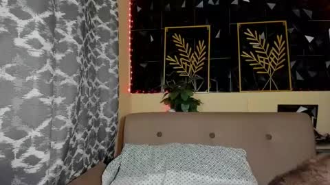  Alexa14 online show from February 2025 08:03:01 PM