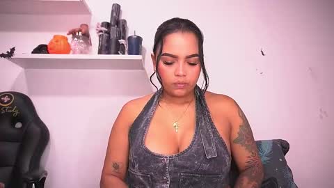 Snapshot of _alexaa_20 chatting on October 2025 11:50:01 AM Alexa online show from October 2025 11:50:01 AM