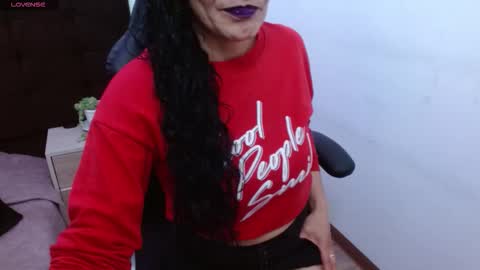 Snapshot of _alexandrajones chatting on October 2025 04:28:01 PM Alexandra online show from October 2025 04:28:01 PM