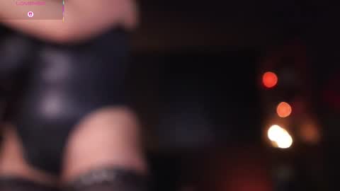 Miss Alice  My internet sucks these days see you soon online show from November 2025 07:57:01 PM