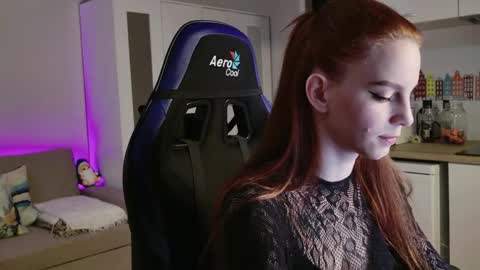 _alice_meyss_ online show from May 2026 12:10:01 PM