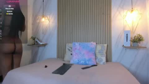 Snapshot of _alisson_foxx chatting on June 2026 01:02:01 PM alisson online show from June 2026 01:02:01 PM