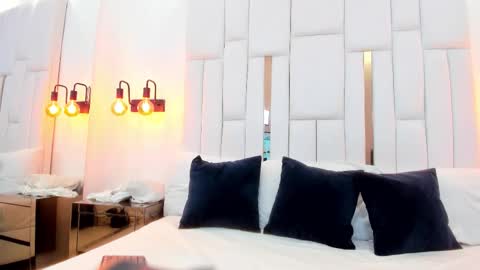 Alma Torres  online show from February 2026 05:40:02 PM