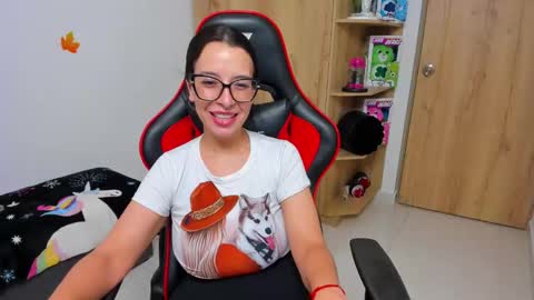 AMANDA online show from January 2025 01:17:01 AM