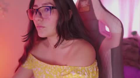 _anastaciia_ online show from August 2026 03:33:01 PM