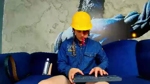 Angel Rivera online show from June 2026 01:43:02 AM