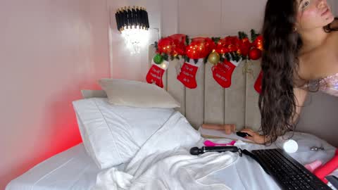 ngela  online show from December 2024 12:48:02 AM