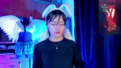 Angell Dustt  online show from June 2026 11:51:02 PM
