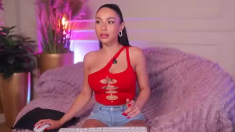 Anna online show from July 2026 07:29:01 PM
