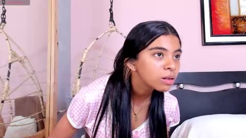 Snapshot of _anna_maria chatting on September 2025 07:30:01 PM online show from September 2025 07:30:01 PM