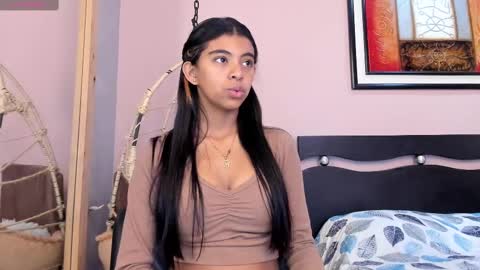 Snapshot of _anna_maria chatting on October 2025 07:22:01 PM online show from October 2025 07:22:01 PM