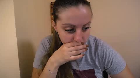 Snapshot of _annabelle_lee chatting on September 2025 06:28:02 AM Anna online show from September 2025 06:28:02 AM