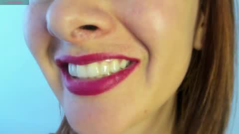 antonia online show from April 2026 02:48:02 PM