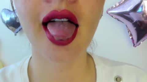 antonia online show from June 2026 04:27:02 PM
