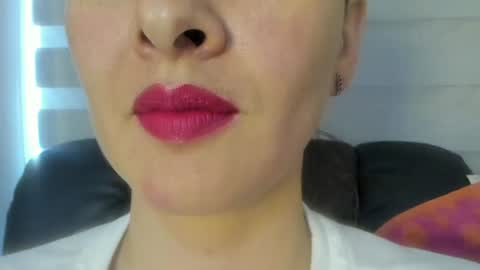 antonia online show from June 2026 07:18:01 PM
