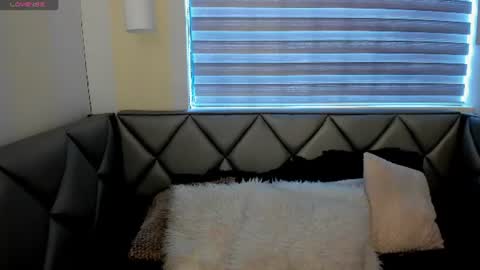 antonnela online show from June 2026 08:39:02 PM