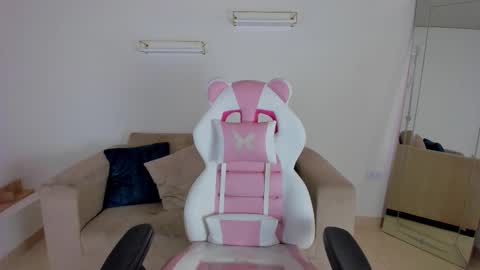    online show from September 2025 12:21:02 PM