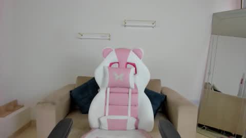    online show from November 2025 12:27:02 PM