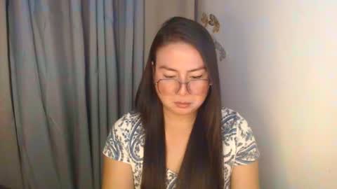 Snapshot of _arah chatting on October 2025 11:00:02 AM arah online show from October 2025 11:00:02 AM