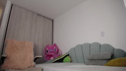 Snapshot of _arianalzate_ chatting on September 2025 12:36:02 AM 60 online show from September 2025 12:36:02 AM