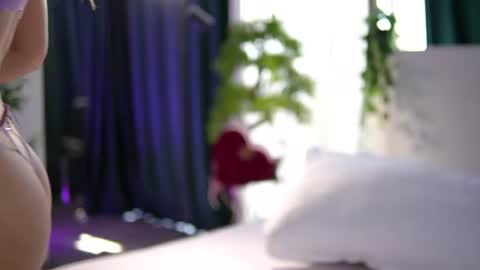 Arielle online show from June 2026 06:47:02 AM