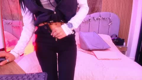 Arlet online show from April 2026 03:04:02 AM