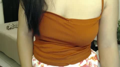 Snapshot of _ashley27 chatting on February 2025 04:24:02 PM Angie online show from February 2025 04:24:02 PM