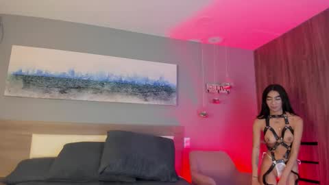 Ashly online show from November 2025 07:36:02 PM